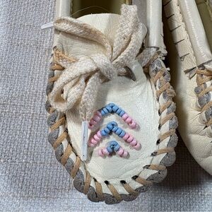 Vintage Baby Moccasins Trimfoot Baby Deer Shoes Size 1W Box Booklet 1950s RARE